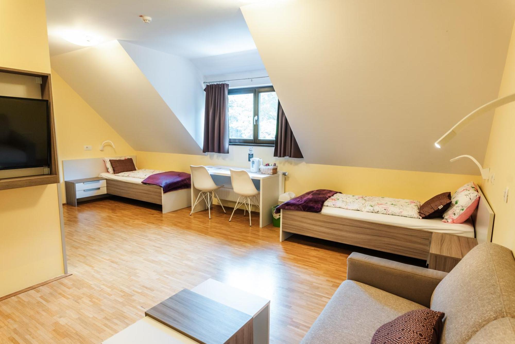 Dvorec Trebnik - Sobe Slovenske Konjice Exterior foto