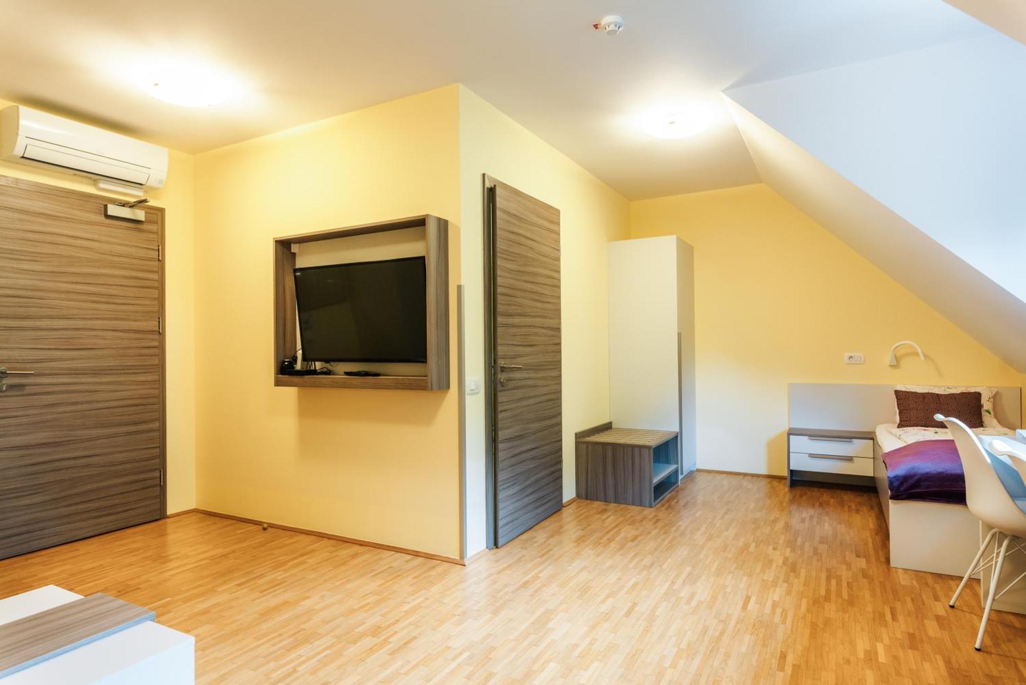 Dvorec Trebnik - Sobe Slovenske Konjice Exterior foto